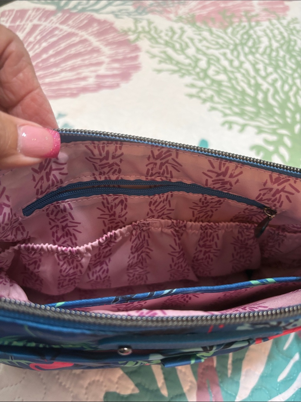 lug flamingo print 🦩crossbody and huggie - Picture 4 of 5